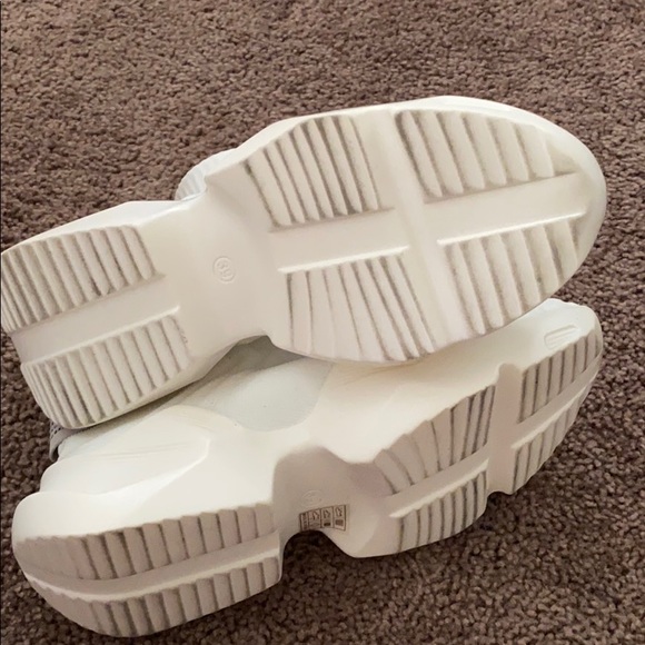 Women sneakers - Picture 9 of 9